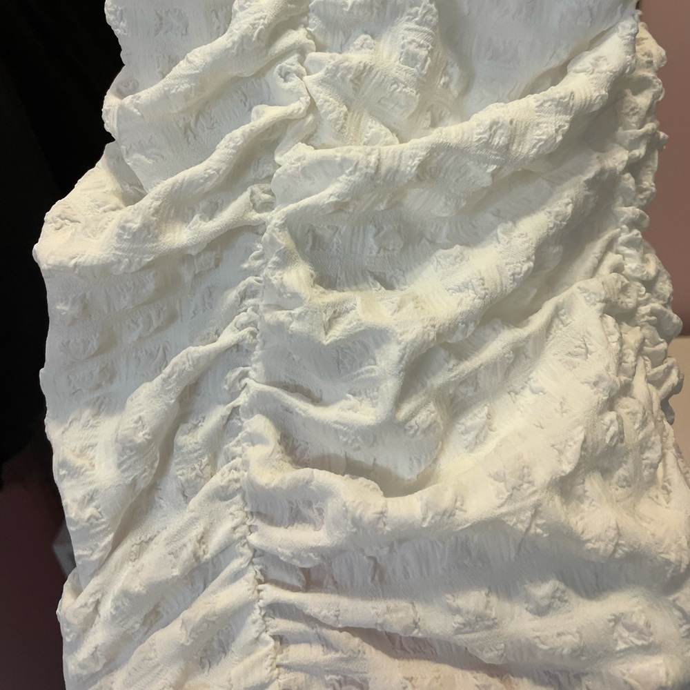 White halter mini dress, size 2 - Picture 4 of 4